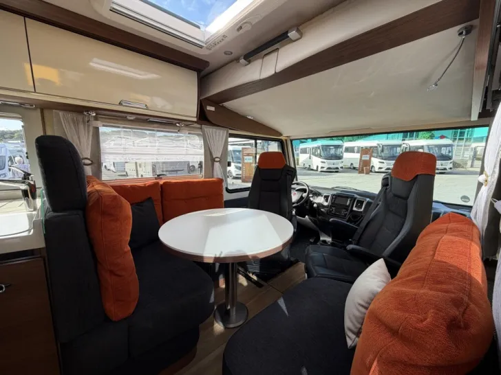 Fahrzeugbild Niesmann + Bischoff Arto 72 L #13
