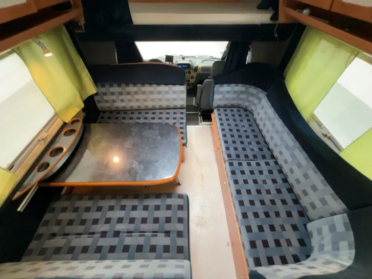 Fahrzeugbild Eura Mobil A 636 LS / MERCEDES-DPF-GRÜN-5 SCHLAFPLÄTZE #7