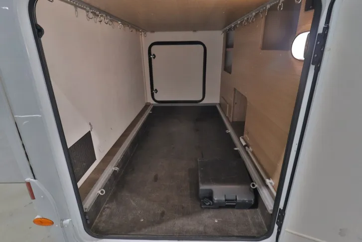 Fahrzeugbild Carado T 338 Clever+Edition/Einzelbetten+Hubbett/Garage #6
