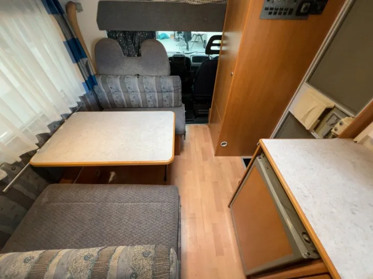 Fahrzeugbild Weinsberg Orbiter 631 G/Festbett/Garage/Klima/DPF-Grün #8