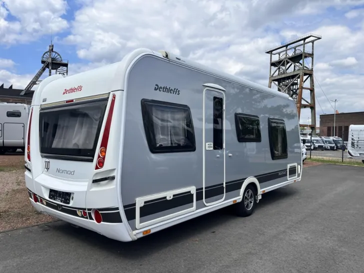 Fahrzeugbild Dethleffs Nomad 530 DR #2