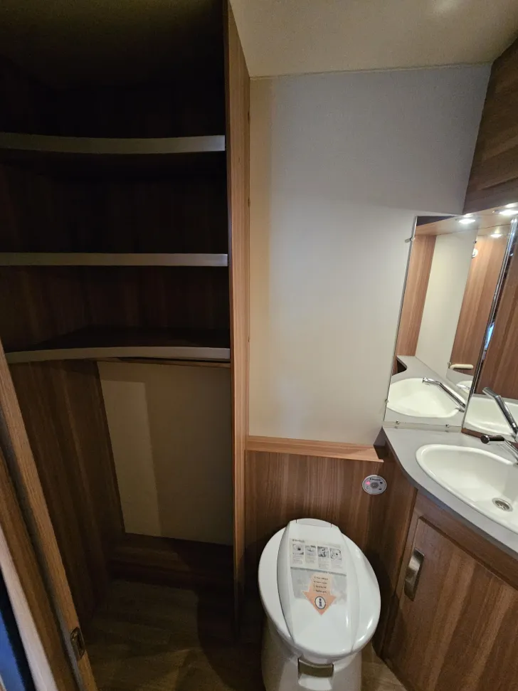 Fahrzeugbild Weinsberg CaraOne 550 QDK gut erhalten #6