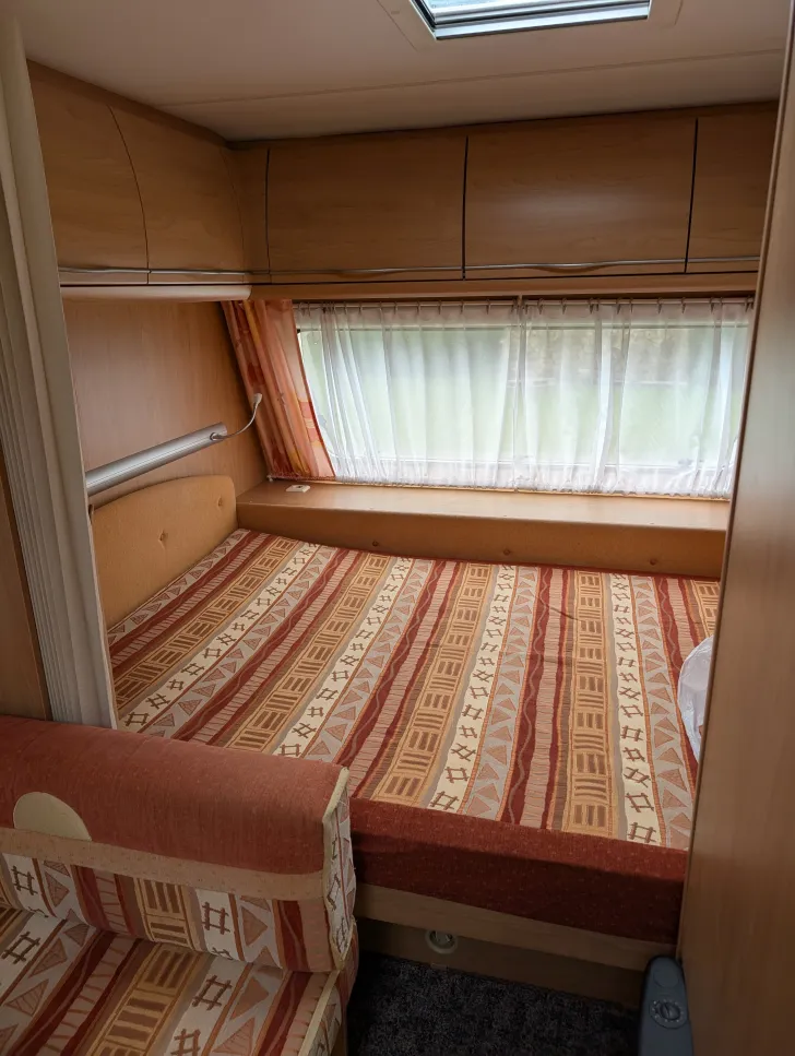 Fahrzeugbild Bürstner Ventana 410 TS Guter sauberer Zustand #4