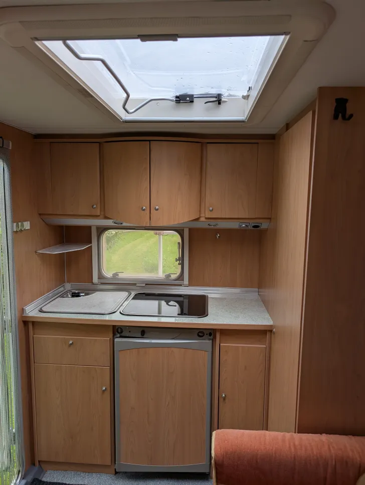 Fahrzeugbild Bürstner Ventana 410 TS Guter sauberer Zustand #6