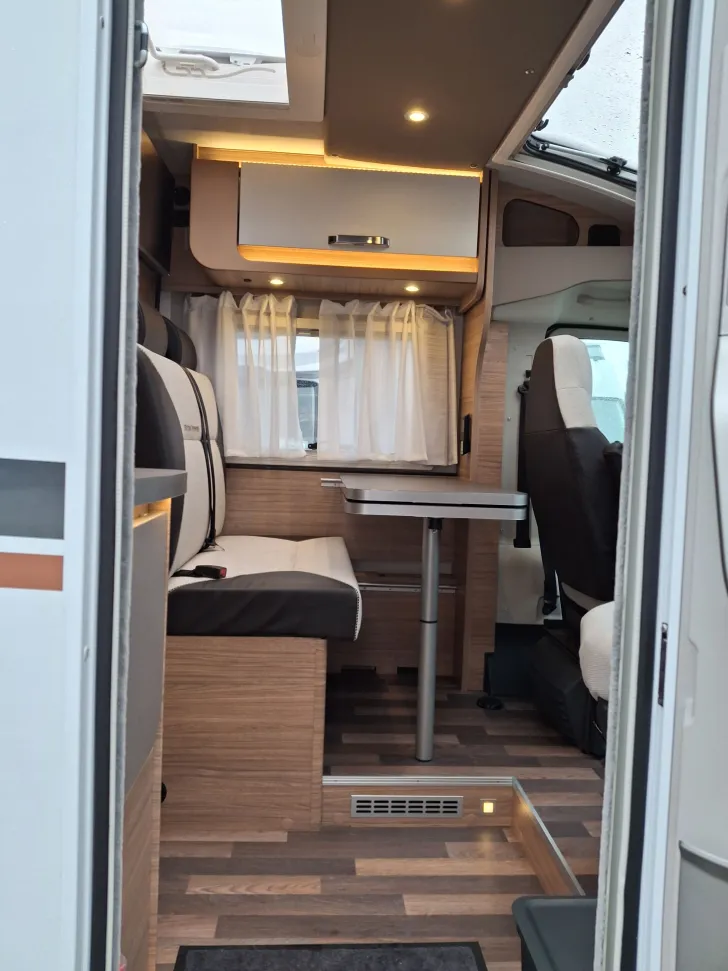Fahrzeugbild Weinsberg CaraCompact EDITION PEPPER 600 MEG Neuwertig #9