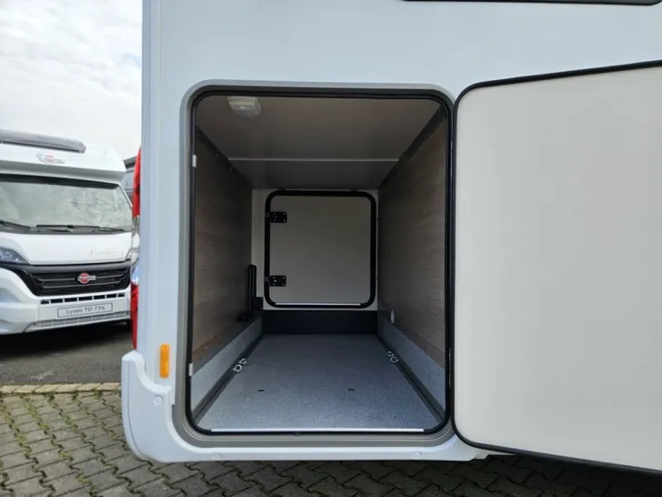 Fahrzeugbild Bürstner Lineo T 690 G #16