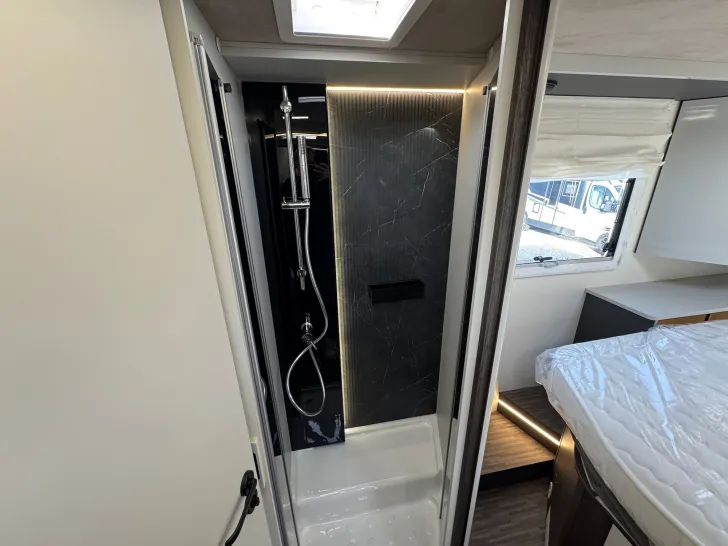 Fahrzeugbild Mobilvetta Kea i90, MJ26, SAT, TV, SOLAR, LITHIUM, KLIMA #40