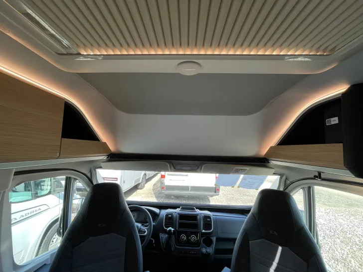 Fahrzeugbild Adria TWIN Twin 640 SGX ++WHITE-EDITION++ #32