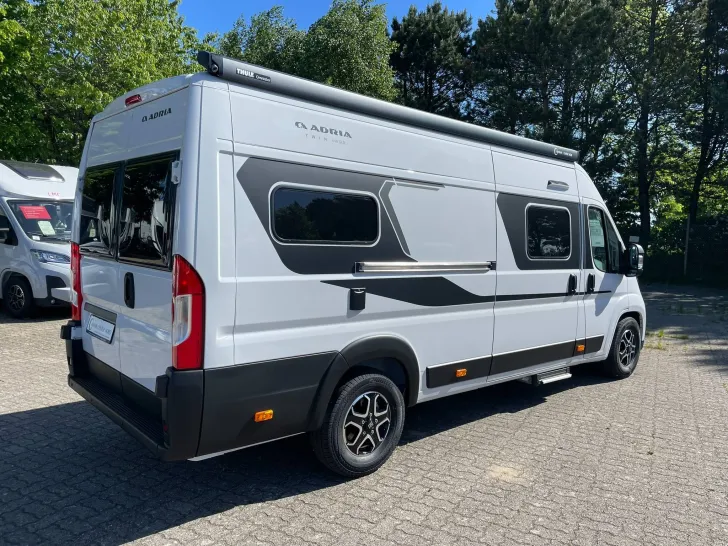 Fahrzeugbild Adria TWIN Twin 640 SLB ++WHITE-EDITION++ #3