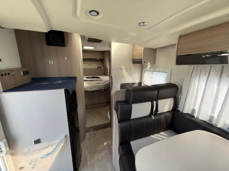 Fahrzeugbild Challenger Genesis 288 EB Special Edition #7