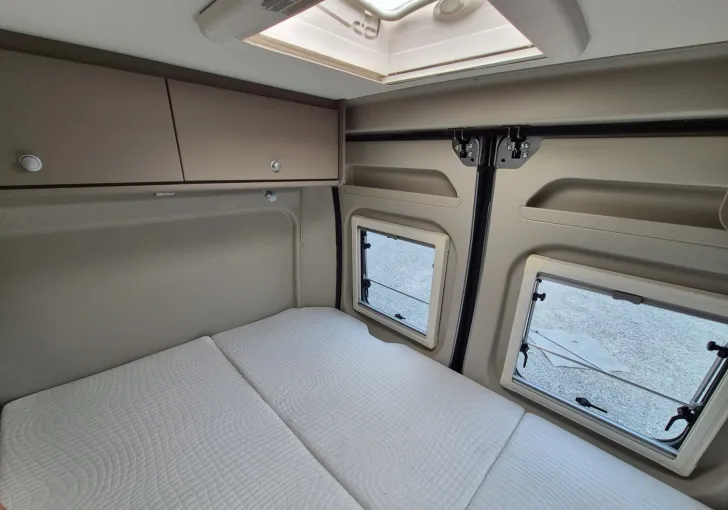 Fahrzeugbild Carado pro CV 540 Combi 4,Radio-Rückfahrkamera,AHK #32