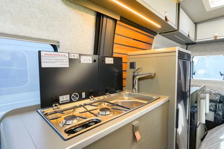 Fahrzeugbild Hymer Grand Canyon S CrossOver 600 VORTEIL: 15.955 EUR #9