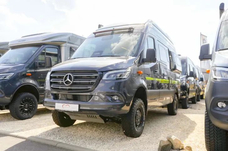 Fahrzeugbild Hymer Grand Canyon S CrossOver 600 VORTEIL: 16.350 EUR #3