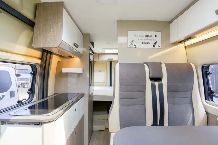 Fahrzeugbild Chausson Road Line V594 VIP *GUTER GEBRAUCHTER* #8