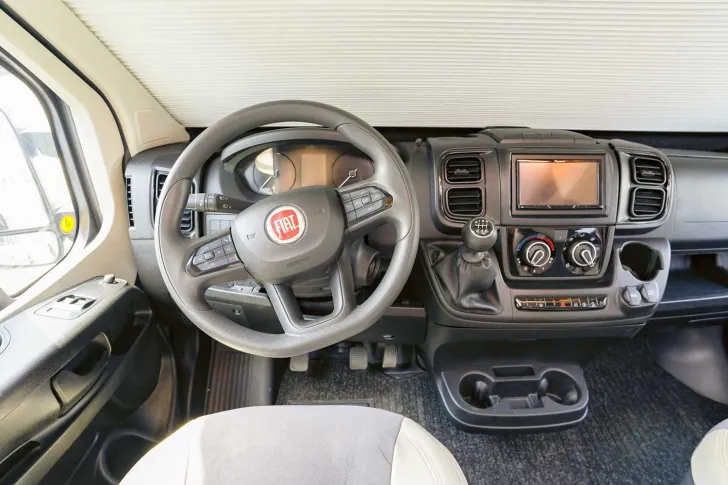 Fahrzeugbild Chausson Road Line V594 VIP *GUTER GEBRAUCHTER* #9