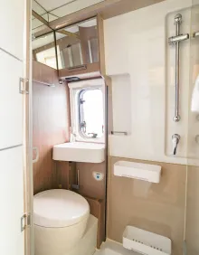 Fahrzeugbild Chausson Road Line V594 VIP *GUTER GEBRAUCHTER* #12