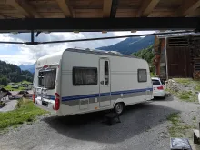 Fahrzeugbild Hobby De Luxe 460 UFe gut gepflegt #1