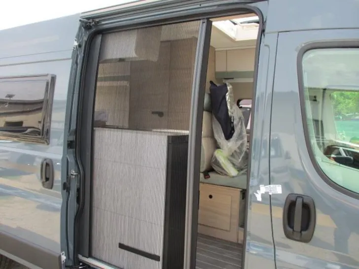 Fahrzeugbild Forster Livin Up Pro FV 599 EBL - Lagerwagen - #12