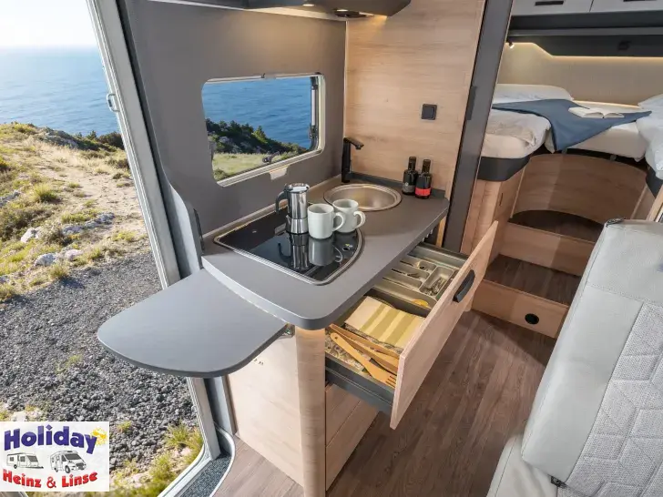 Fahrzeugbild Knaus L!VE WAVE 650 MEG Black Selection 140 PS Automatik #4