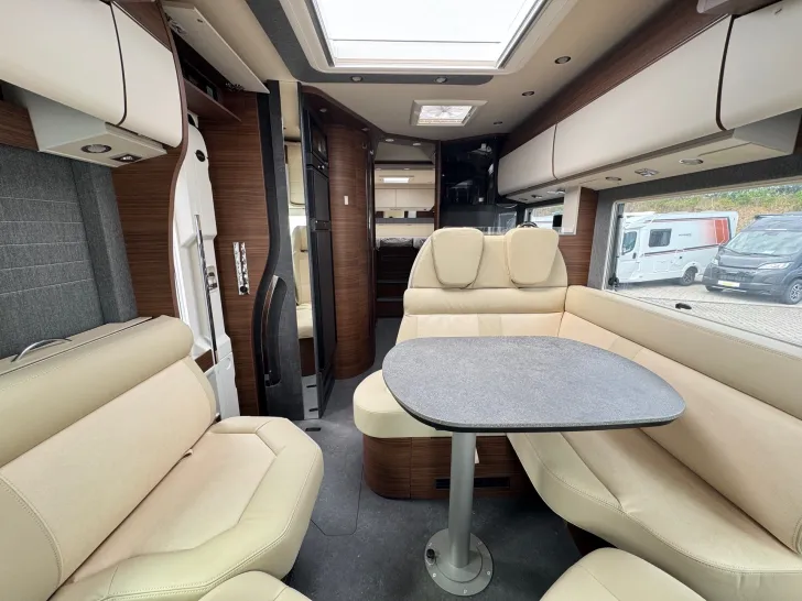 Fahrzeugbild Carthago chic c-line I 4.9 LE L SuperPaket*Wechselrichter*4,5t #9