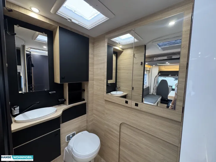 Fahrzeugbild Challenger 260 Graphite Edition | Arctic | AHK #14