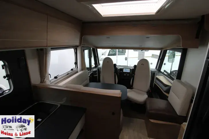 Fahrzeugbild Mooveo INT 69EB 180 PS Automatik #9