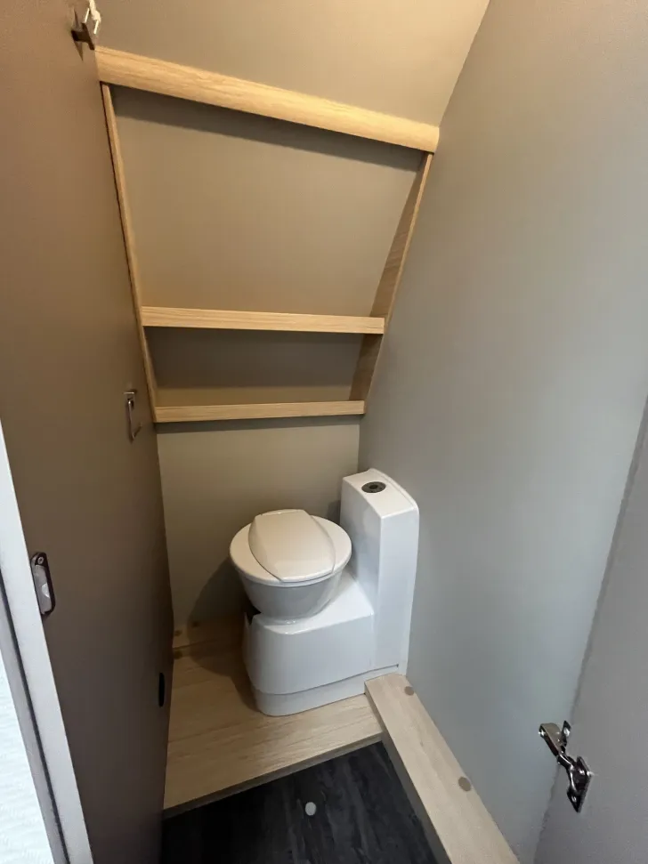 Fahrzeugbild Weinsberg CaraCito 450 FU Fußbodenheizung Ersatzrad #11