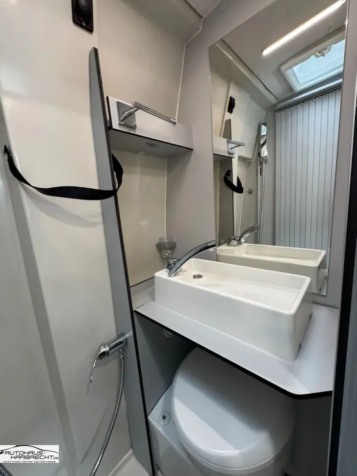 Fahrzeugbild Ahorn Camp VAN 620-Längsbetten-Dieselhzg-Luftfahrw.-Dynav. #31