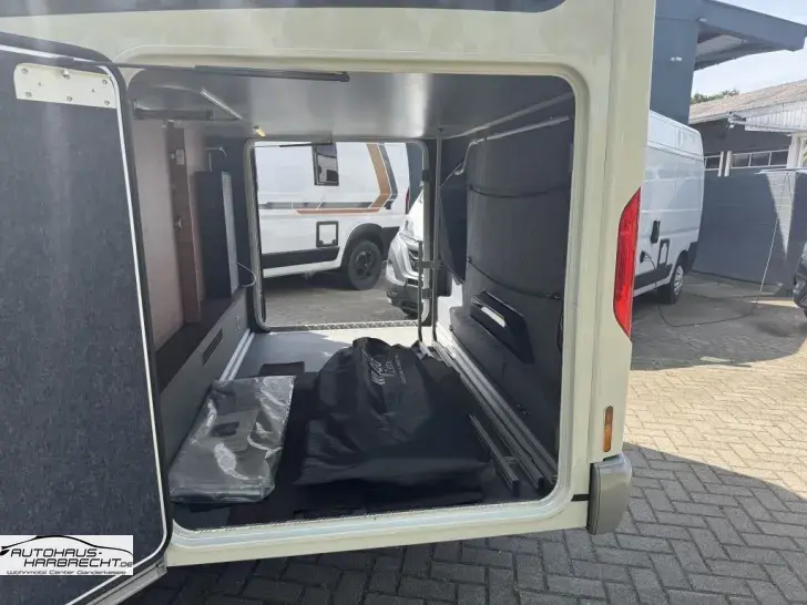 Fahrzeugbild Carthago chic c-line 4.2-Standklima-Luftfederung-Hubstütz #9