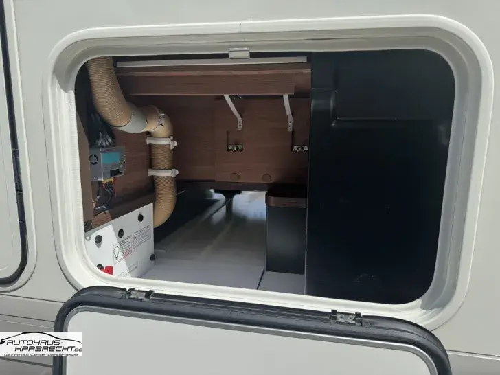Fahrzeugbild Carthago chic c-line 4.2-Standklima-Luftfederung-Hubstütz #11