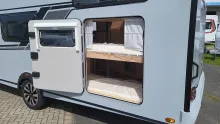 Fahrzeugbild Knaus Südwind 580 QS Black Selection 3 Etagenbett mit Garagentür #9