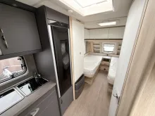 Fahrzeugbild Hobby De Luxe 515 UHL Platz für 6 Personen #12