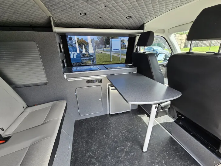 Fahrzeugbild VW Multivan T6 Profi Ausbau Campervan #8