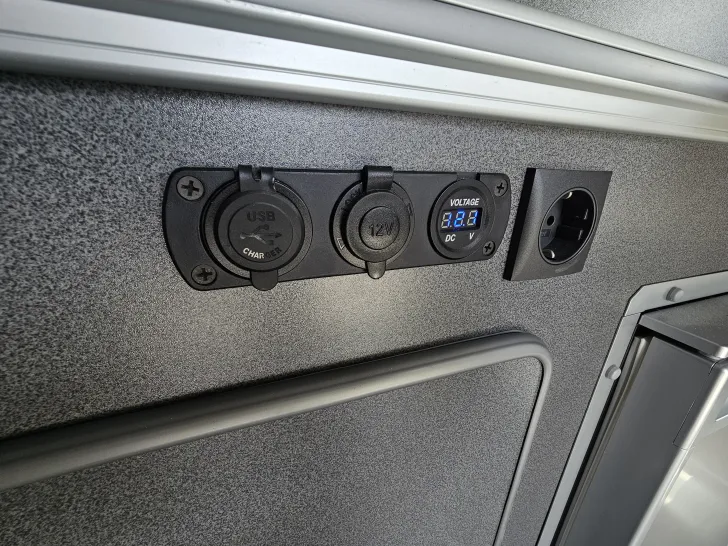 Fahrzeugbild VW Multivan T6 Profi Ausbau Campervan #13
