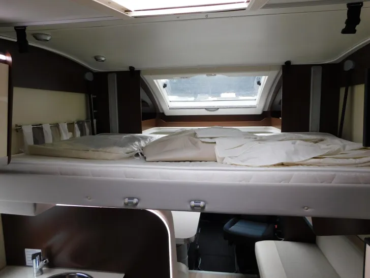 Fahrzeugbild Ahorn Camp Alaska TD Automatik, Hubbett, Luftfeder, TV+SAT #18