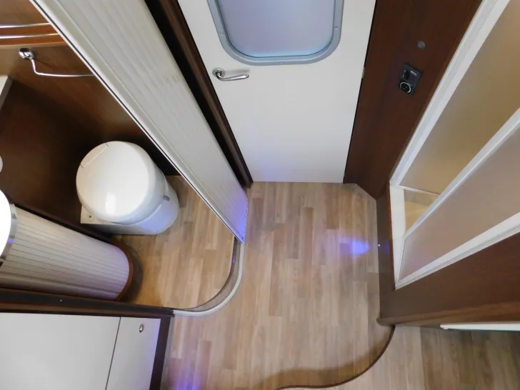 Fahrzeugbild Ahorn Camp Alaska TD Automatik, Hubbett, Luftfeder, TV+SAT #24