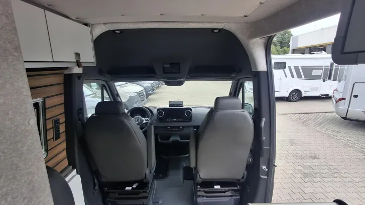 Fahrzeugbild Hymer Grand Canyon S CrossOver 600 TOP PREIS! TOP AUTARK! #36