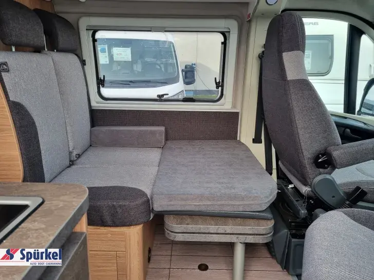 Fahrzeugbild Weinsberg CaraBus 630 ME TraumMobil mit Tageszulassung #11