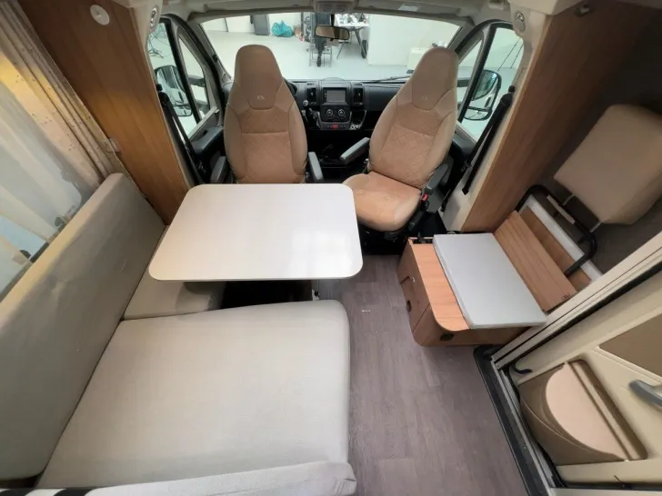 Fahrzeugbild Adria Coral 600 SL Axess / Einzelbetten / Garage / TOP #8