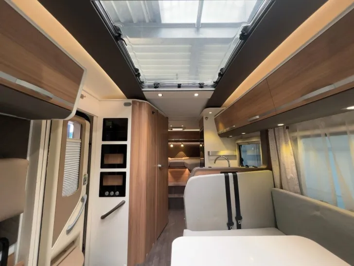 Fahrzeugbild Adria Coral 600 SL Axess / Einzelbetten / Garage / TOP #11