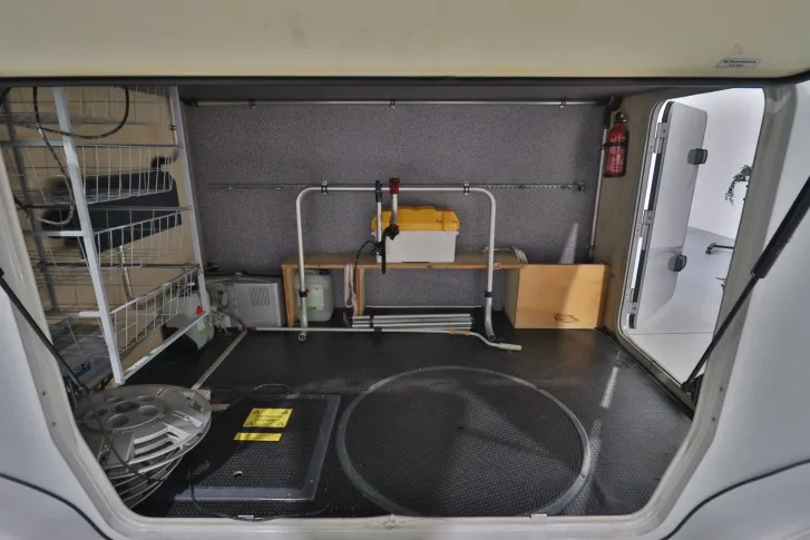 Fahrzeugbild Niesmann + Bischoff Flair 7100 ITA/Festbett+Hubbett/Garage/Klima/Mar #6