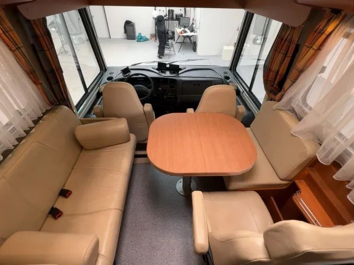 Fahrzeugbild Niesmann + Bischoff Flair 7100 ITA/Festbett+Hubbett/Garage/Klima/Mar #8