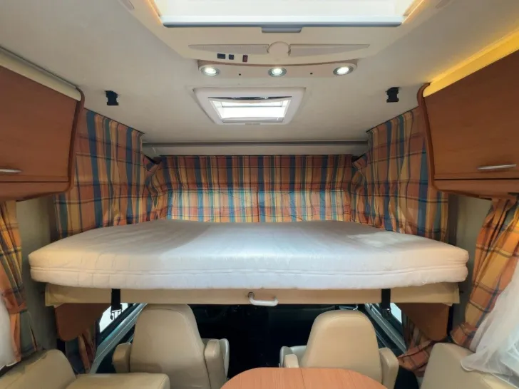 Fahrzeugbild Niesmann + Bischoff Flair 7100 ITA/Festbett+Hubbett/Garage/Klima/Mar #13