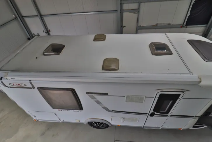 Fahrzeugbild LMC Cruiser T 722 Blackline/1.Hand/Queensbett/Klima #5