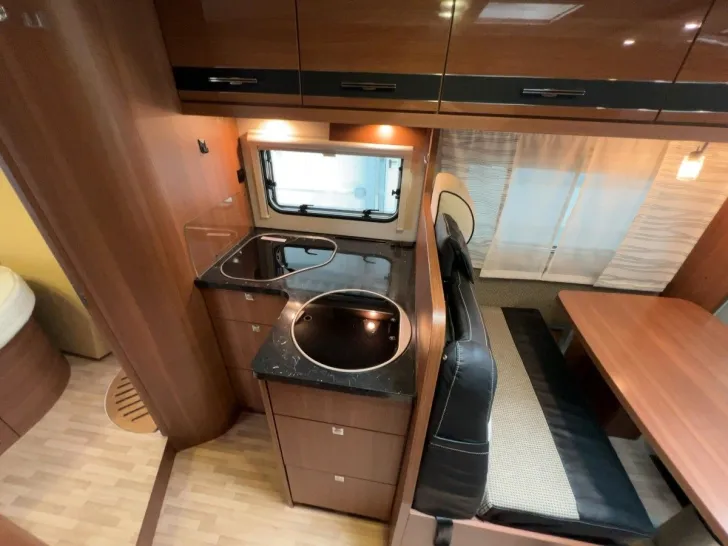 Fahrzeugbild LMC Cruiser T 722 Blackline/1.Hand/Queensbett/Klima #12