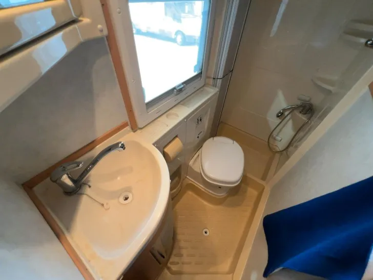 Fahrzeugbild Rimor Sailer 646/Festbett/Klima/Markise/DPF-Grün #14