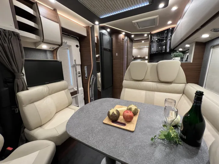 Fahrzeugbild Carthago chic c-line T 4.9 LE Strategic Buy (362) #17