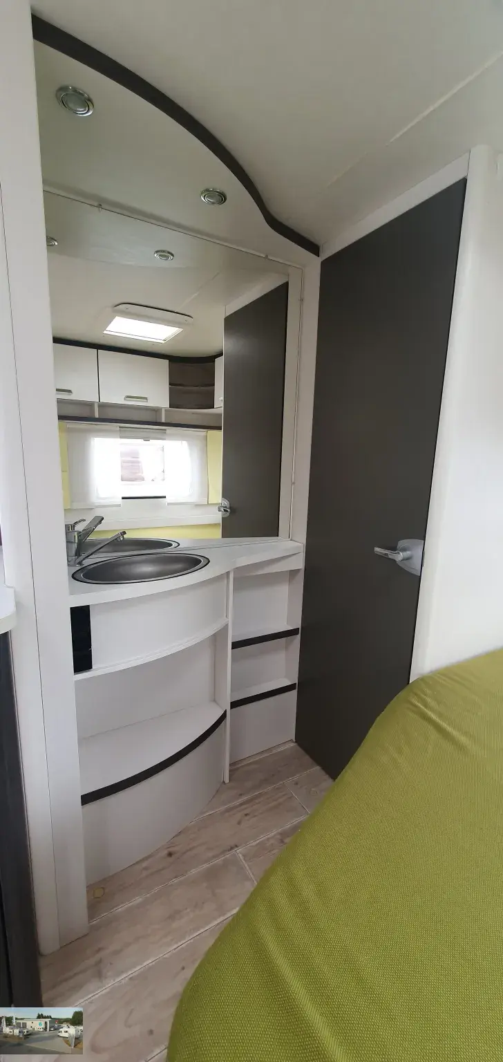 Fahrzeugbild Dethleffs c' go 475 FR Nr. 10 - franz. Bett, RSG #17