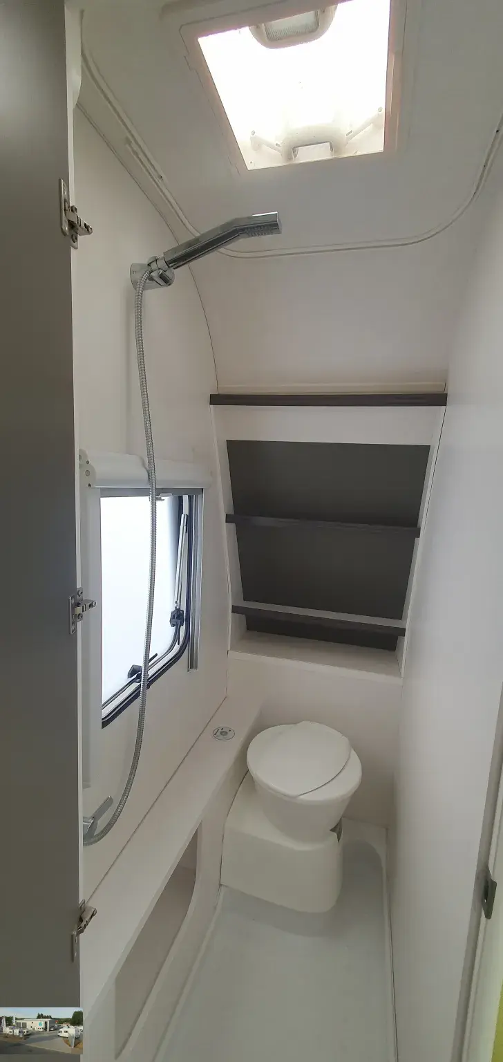 Fahrzeugbild Dethleffs c' go 475 FR Nr. 10 - franz. Bett, RSG #22