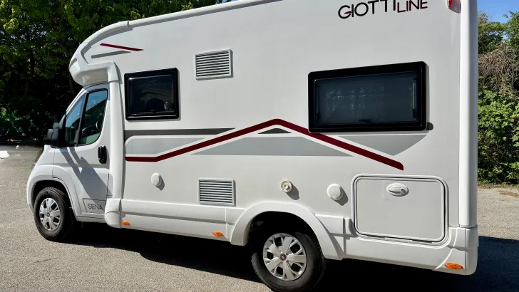 Grundriss Nacht GIOTTILINE Siena 330 Top -Zustand,Garantie